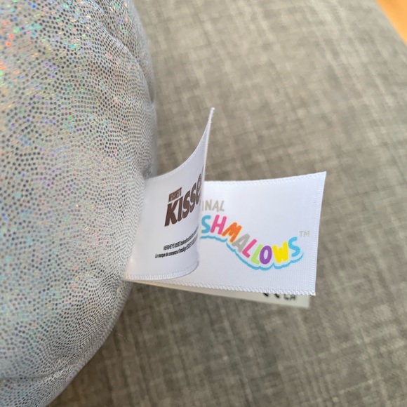 Squishmallow Hershey’s Kisses Waylee the Vampire plush - Picture 4 of 5